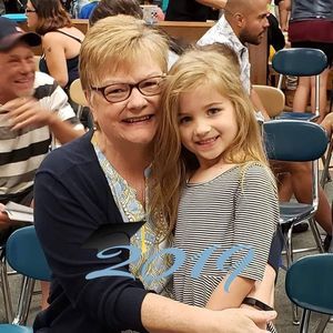 Meet your Posher, Leslie